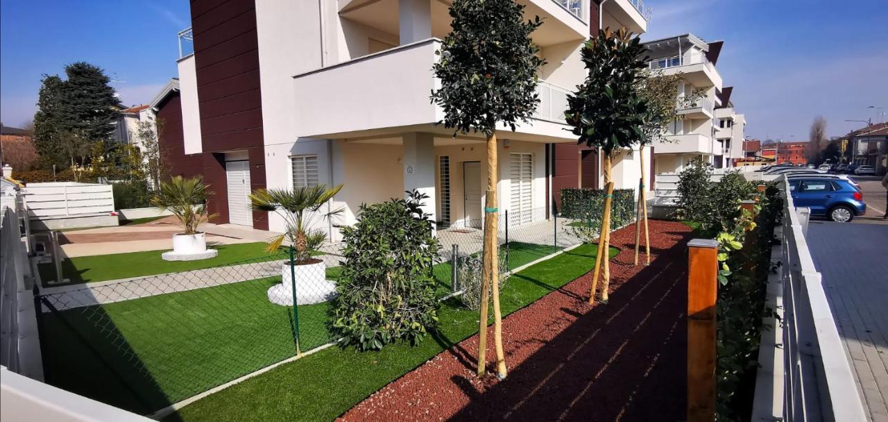 Maisonette Modena Park מראה חיצוני תמונה