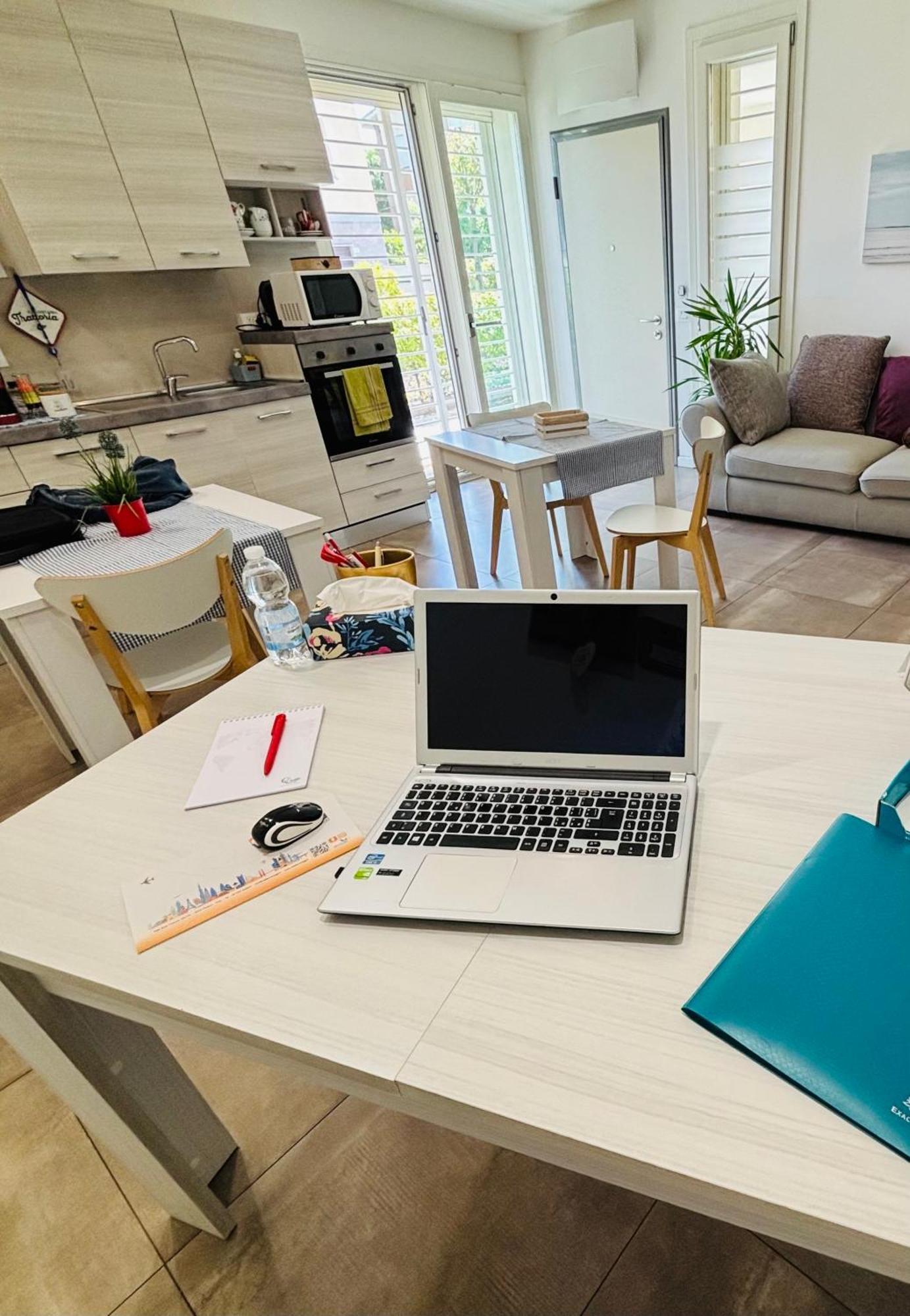 Maisonette Modena Park מראה חיצוני תמונה